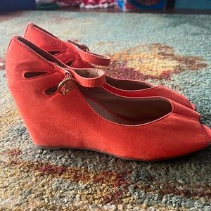 Woman’s shoes